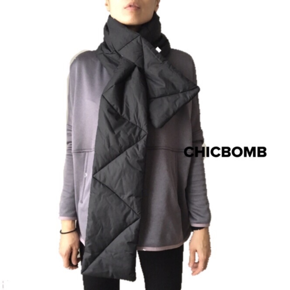 CHLOE DOWN PUFFER SCARF WRAPAROUND - Picture 3 of 5